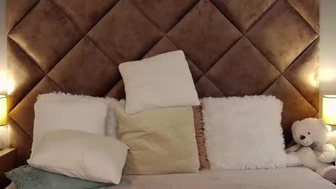 Snapshot of jaquelinemerlot chatting on October 17, 6:27 am jaquelinemerlot online show from October 17, 6:27 am