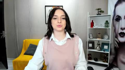 JaquelinLaurent online show from October 22, 7:02 pm