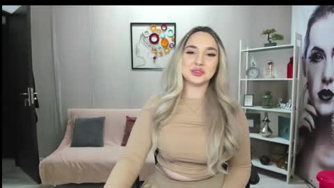 JaquelinLaurent online show from March 9, 9:41 pm