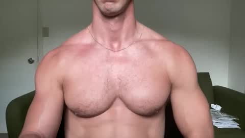 Snapshot of jared_cam chatting on April 29, 12:31 pm jared_cam online show from April 29, 12:31 pm