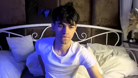 Snapshot of jaremy_harris chatting on November 3, 9:05 pm Jaremy online show from November 3, 9:05 pm