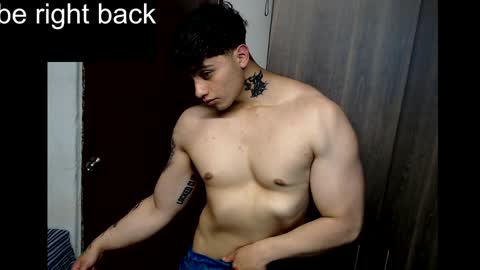 Snapshot of jareth_brunet chatting on February 7, 8:20 pm Jareth online show from February 7, 8:20 pm