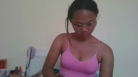 Snapshot of jarevava chatting on October 10, 10:36 am Jarevava online show from October 10, 10:36 am