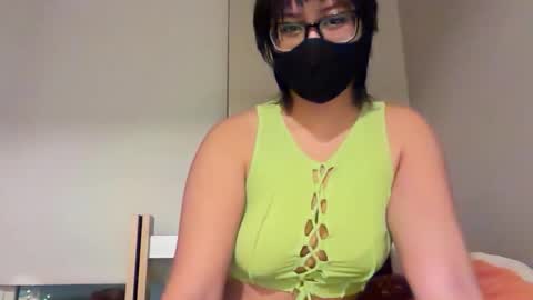 Snapshot of jasm1ne_key chatting on March 17, 3:33 am jasm1ne_key online show from March 17, 3:33 am