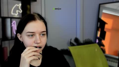 jasmies online show from October 22, 8:36 am