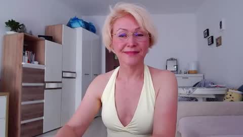 Jasmin room for people 40 online show from April 21, 12:33 pm