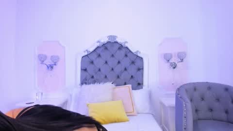 Jasmine online show from December 7, 3:47 am