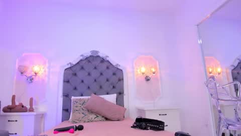 Jasmine online show from September 12, 3:17 am