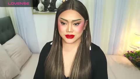 Snapshot of jasmine_brandy chatting on December 19, 10:17 pm Jasmine Brandy online show from December 19, 10:17 pm