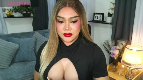 Jasmine Brandy online show from April 21, 7:25 am