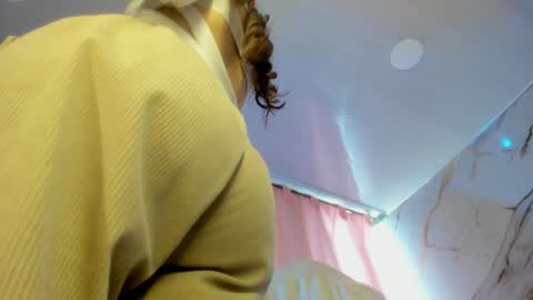 Jas online show from December 12, 2:33 pm