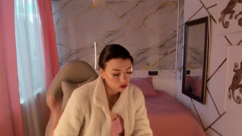 Jas online show from December 19, 2:13 pm