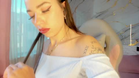 Jas online show from December 19, 8:34 pm