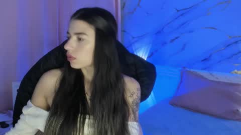 Jas online show from March 4, 9:11 pm