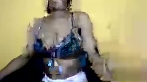 Snapshot of jasminee21 chatting on August 5, 12:41 pm jasminee21 online show from August 5, 12:41 pm