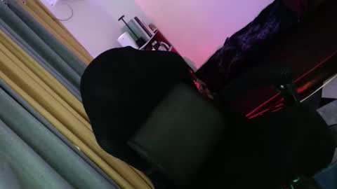 lavander  not for free show  online show from April 9, 6:19 am