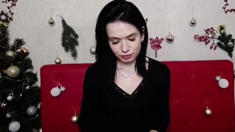 JasmineKouch online show from January 17, 12:31 am