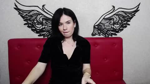 JasmineKouch online show from January 25, 3:30 am