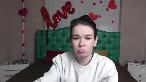 JasmineKouch online show from February 11, 6:29 am