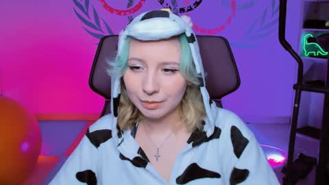 Jasmine online show from January 4, 5:05 am