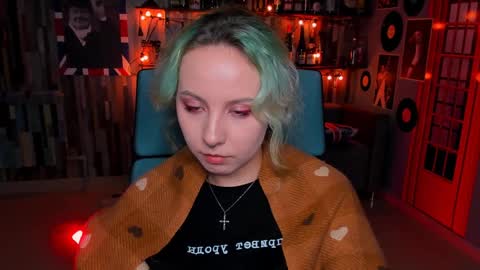 Jasmine online show from January 5, 11:15 am