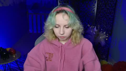 Jasmine online show from January 9, 5:13 am