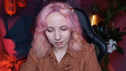 Jasmine online show from January 16, 11:15 am