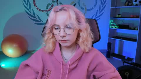 Jasmine online show from February 7, 5:20 am