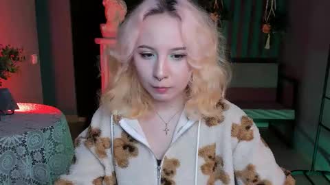 Jasmine online show from March 5, 8:10 am