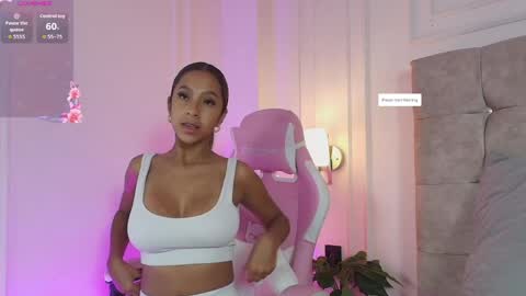 Snapshot of jasmineross_1 chatting on June 4, 7:09 pm jasmine online show from June 4, 7:09 pm