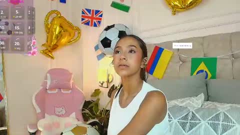 Snapshot of jasmineross_1 chatting on July 2, 6:58 pm jasmine online show from July 2, 6:58 pm