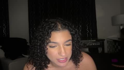 Snapshot of jasminexmarie chatting on December 30, 5:58 am Jasmine Marie online show from December 30, 5:58 am