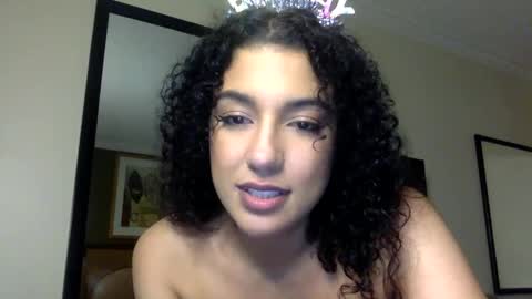Snapshot of jasminexmarie chatting on January 4, 8:49 am Jasmine Marie online show from January 4, 8:49 am