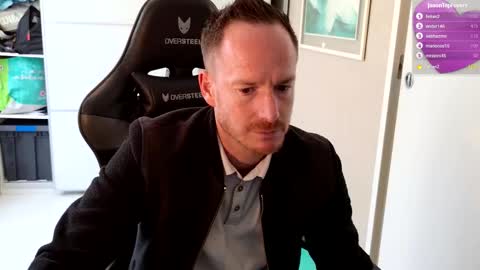 Snapshot of jason28 chatting on March 31, 11:32 am Jason online show from March 31, 11:32 am