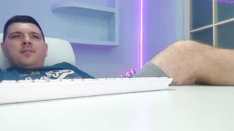 Snapshot of jasonjacks8 chatting on September 15, 3:06 am JasonJacks online show from September 15, 3:06 am