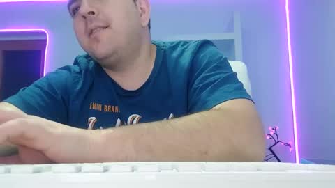 Snapshot of jasonjacks8 chatting on September 29, 5:45 am JasonJacks online show from September 29, 5:45 am