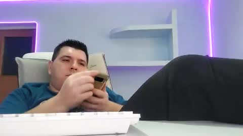 Snapshot of jasonjacks8 chatting on October 21, 5:52 am JasonJacks online show from October 21, 5:52 am