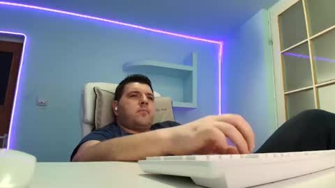 Snapshot of jasonjacks8 chatting on October 24, 5:26 am JasonJacks online show from October 24, 5:26 am