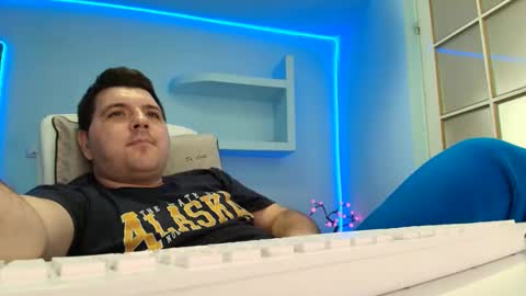 Snapshot of jasonjacks8 chatting on November 9, 6:33 am JasonJacks online show from November 9, 6:33 am