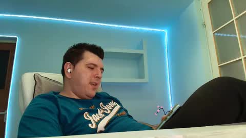 Snapshot of jasonjacks8 chatting on November 10, 7:07 am JasonJacks online show from November 10, 7:07 am