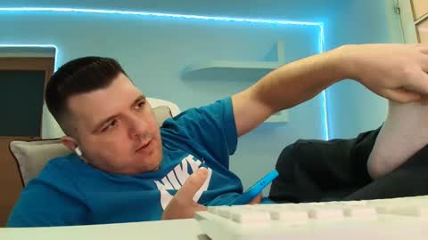 Snapshot of jasonjacks8 chatting on November 14, 6:45 am JasonJacks online show from November 14, 6:45 am