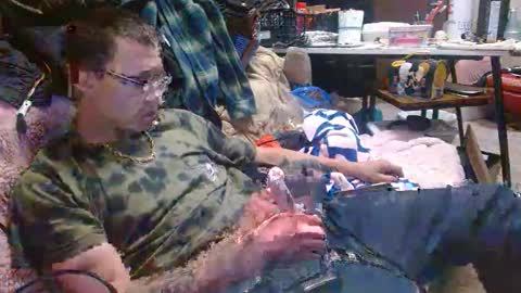 Snapshot of jasonmoore423786227 chatting on April 19, 2:05 pm jasonmoore423786227 online show from April 19, 2:05 pm
