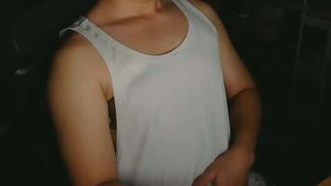 Snapshot of jasonnb25 chatting on April 21, 5:17 pm jasonnb25 online show from April 21, 5:17 pm