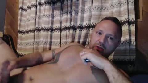 Snapshot of jasonskink99 chatting on April 18, 11:03 am jasonskink99 online show from April 18, 11:03 am