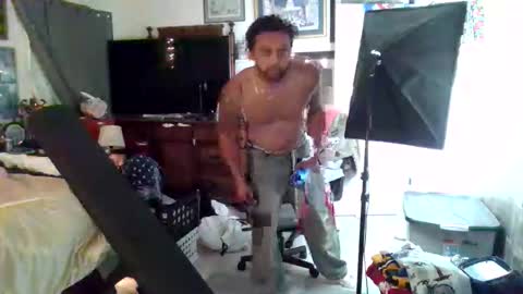 jj online show from March 18, 12:47 am