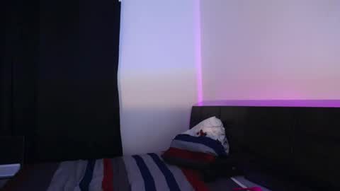 jaspeer__ online show from April 14, 10:27 pm