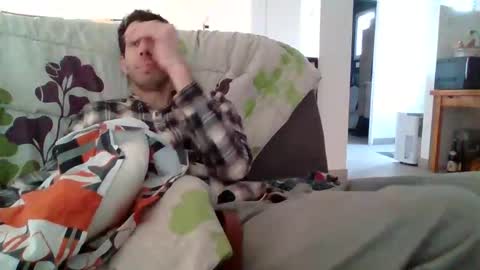 Snapshot of jasper_0_e23cm chatting on March 18, 5:05 pm jasper 0 e23cm online show from March 18, 5:05 pm