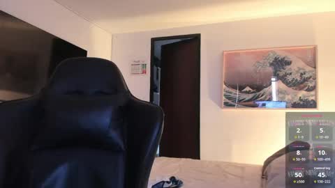 JBrooksXx online show from April 19, 1:21 pm