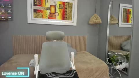 Snapshot of jasperjohnson chatting on September 27, 3:55 am jasperjohnson online show from September 27, 3:55 am