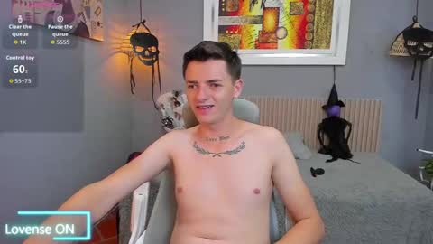 Snapshot of jasperjohnson chatting on November 6, 3:07 am jasperjohnson online show from November 6, 3:07 am